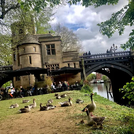 Tower 58funky, Central, Free Parking